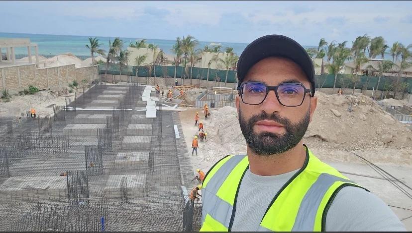 Customer at the Tanzania hotel construction site
