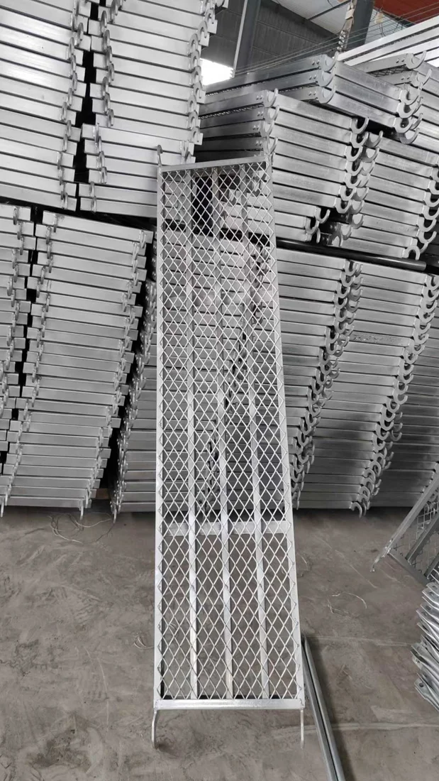 Ladders & platforms